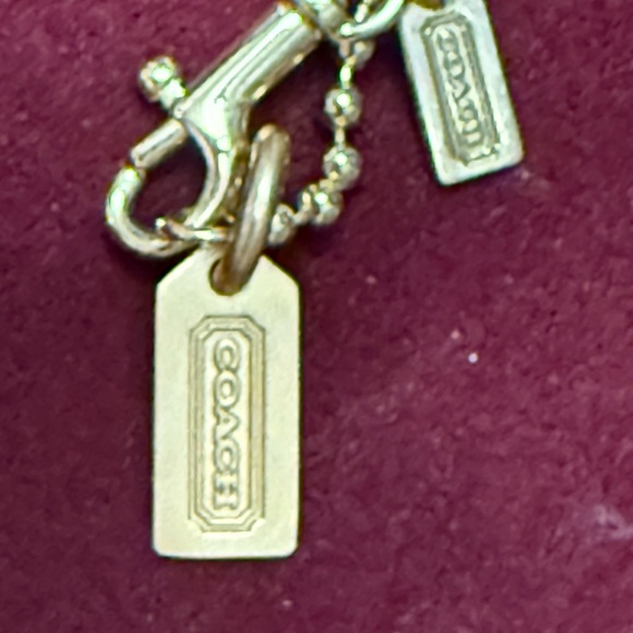 Coach Gold Circle Pendant Necklace Set - Picture 2 of 4